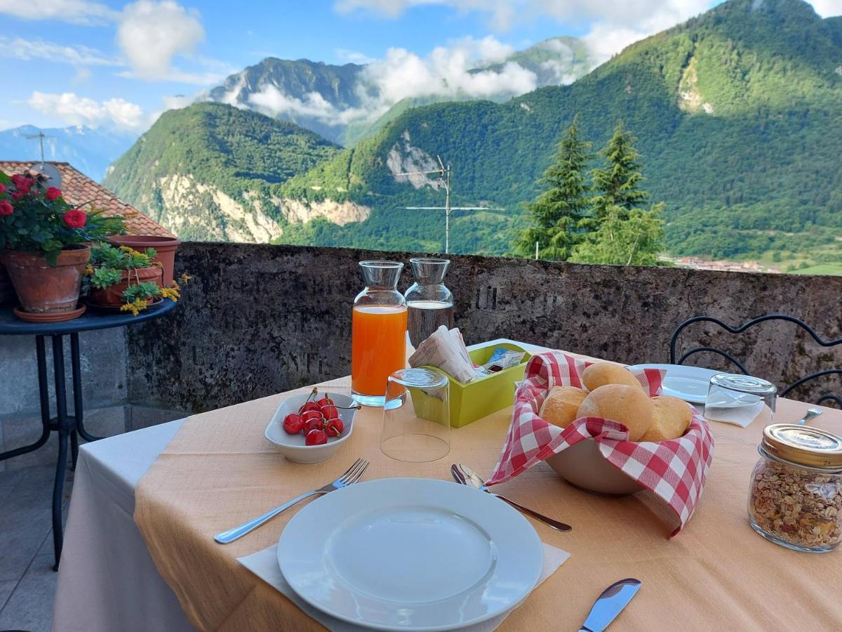 La Piazzetta Di Canale B&B Tenno Buitenkant foto