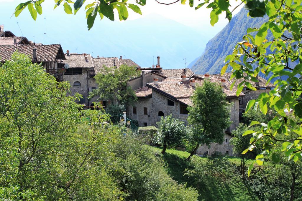 La Piazzetta Di Canale B&B Tenno Buitenkant foto